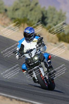 media/Dec-18-2022-SoCal Trackdays (Sun) [[8099a50955]]/Turn 10 (140pm)/